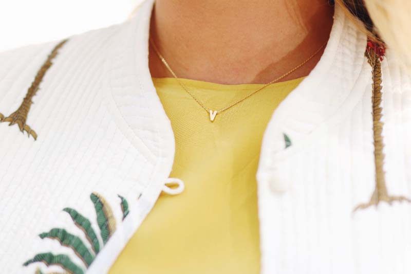 Articulatie Won Opeenvolgend Gold plated initial ketting Nova Dali. Bestel hem in onze webshop!